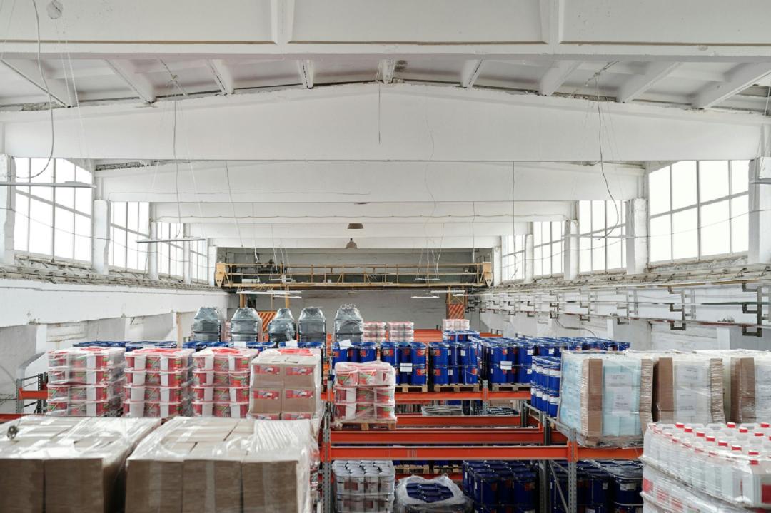 Logistics & Shipping